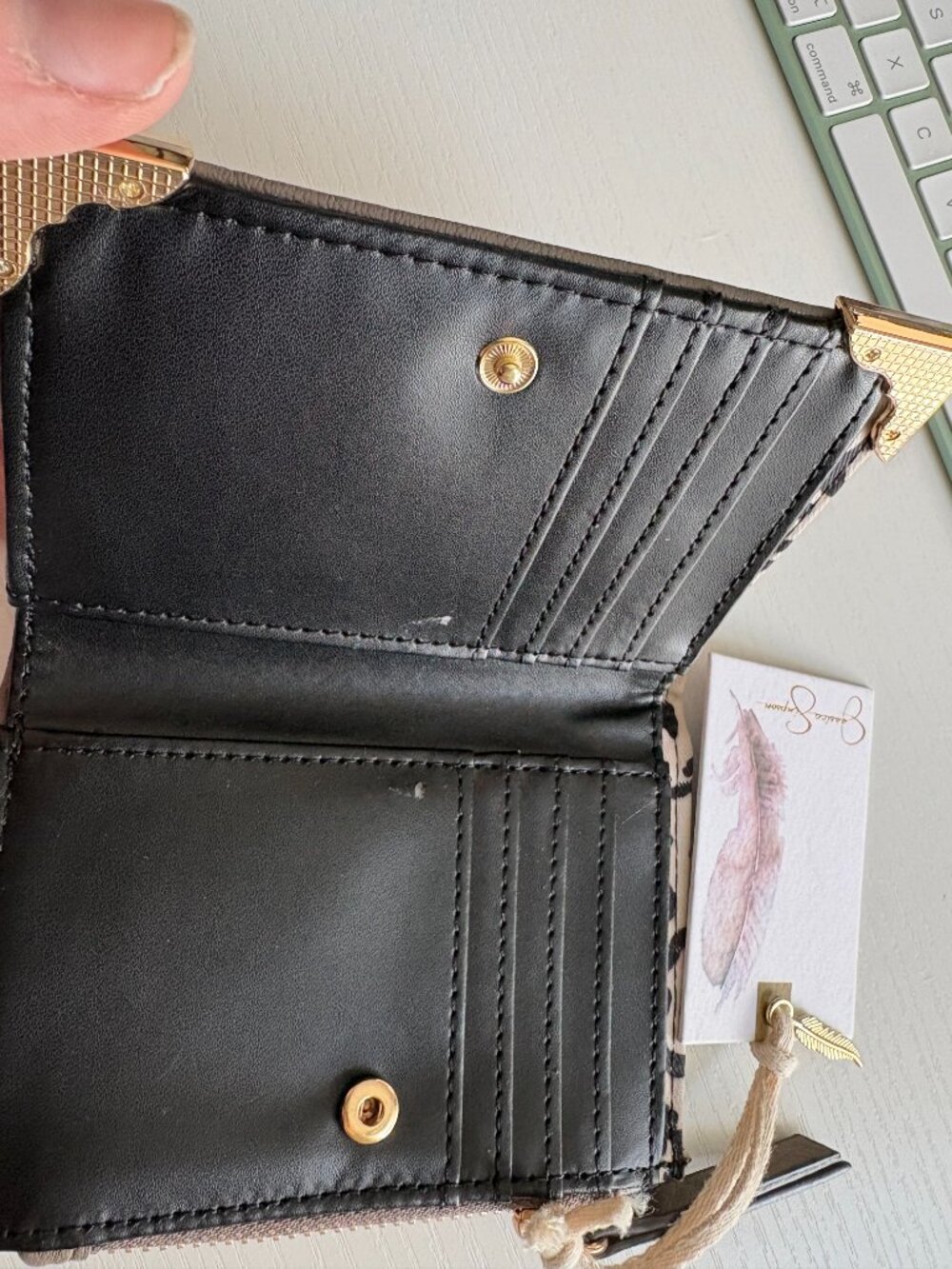 jessica simpson wallet - Picture 2 of 3